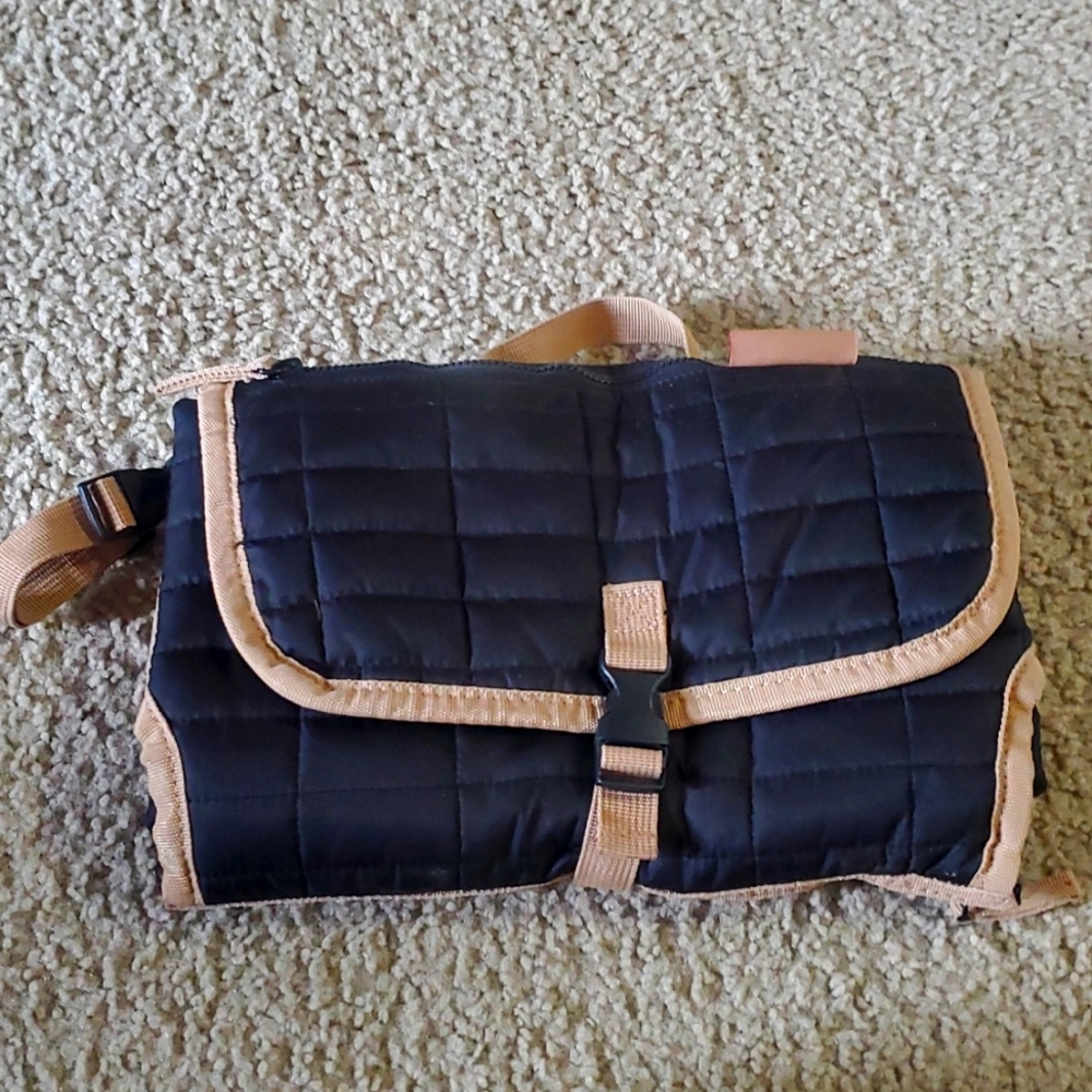Compact diaper bag